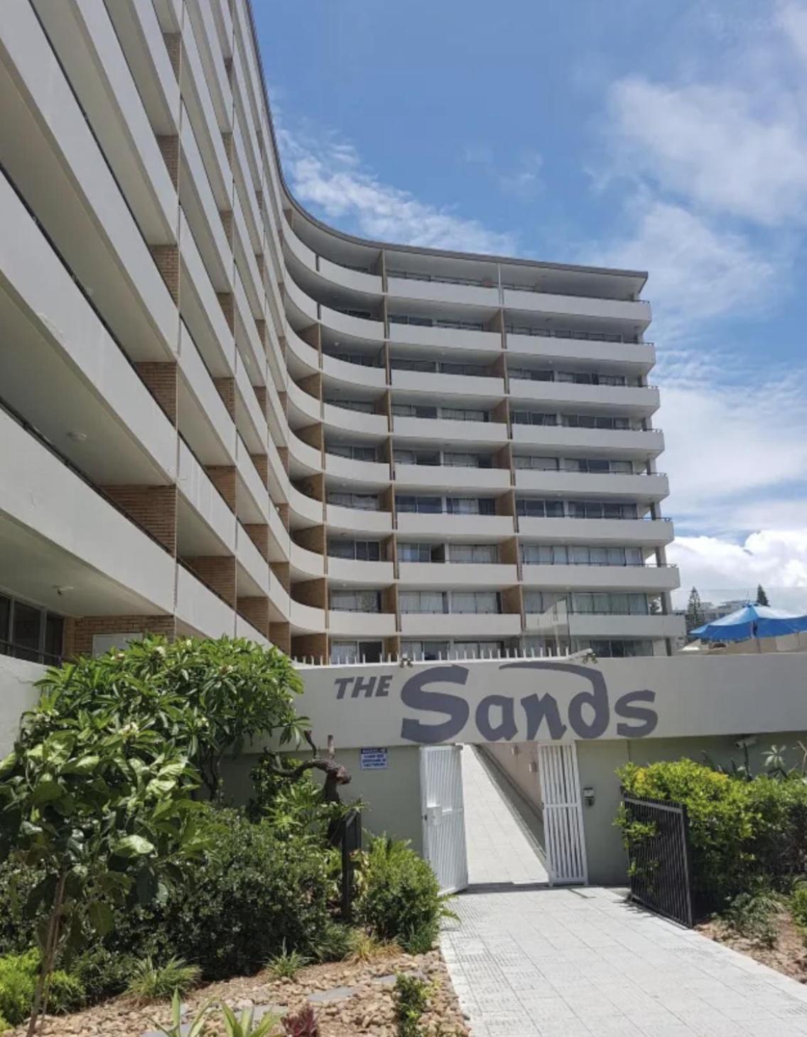 Cosy Beachfront & Free Park * Gold Coast